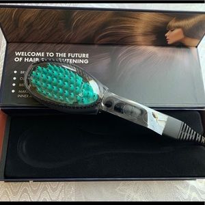 Hair straightening brush